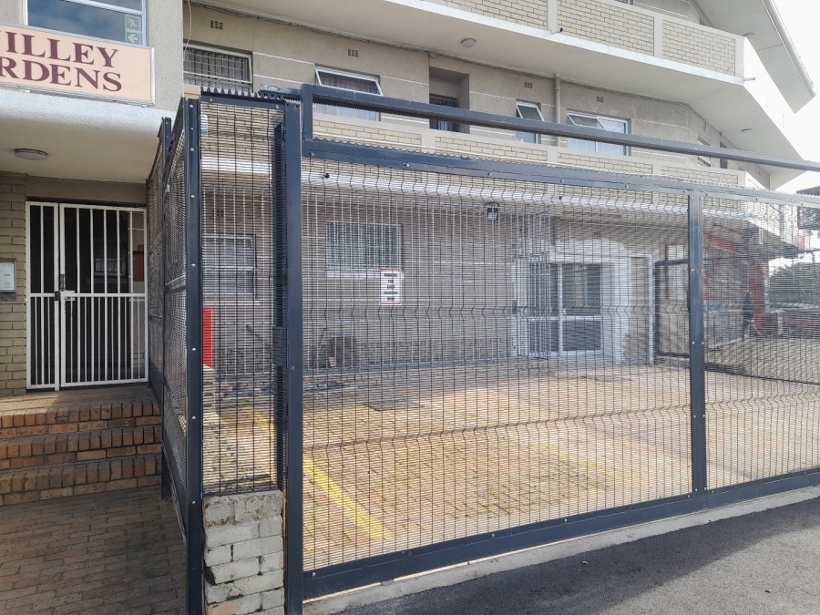 To Let  Bedroom Property for Rent in Kenilworth Western Cape